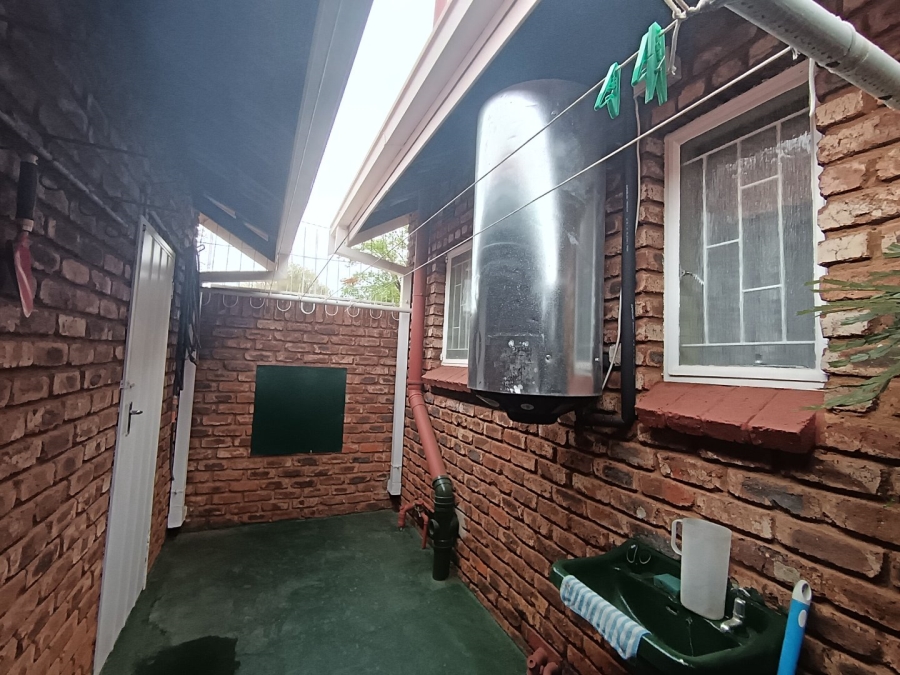 To Let 3 Bedroom Property for Rent in Potchefstroom North West